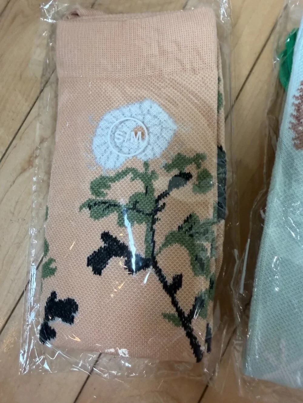 Floral Pattern Knee High Compression Socks Set of 3 New NWT Size S/M